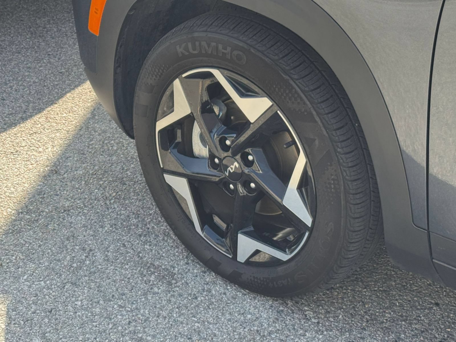 Used 2025 Kia Seltos S FWD image 31