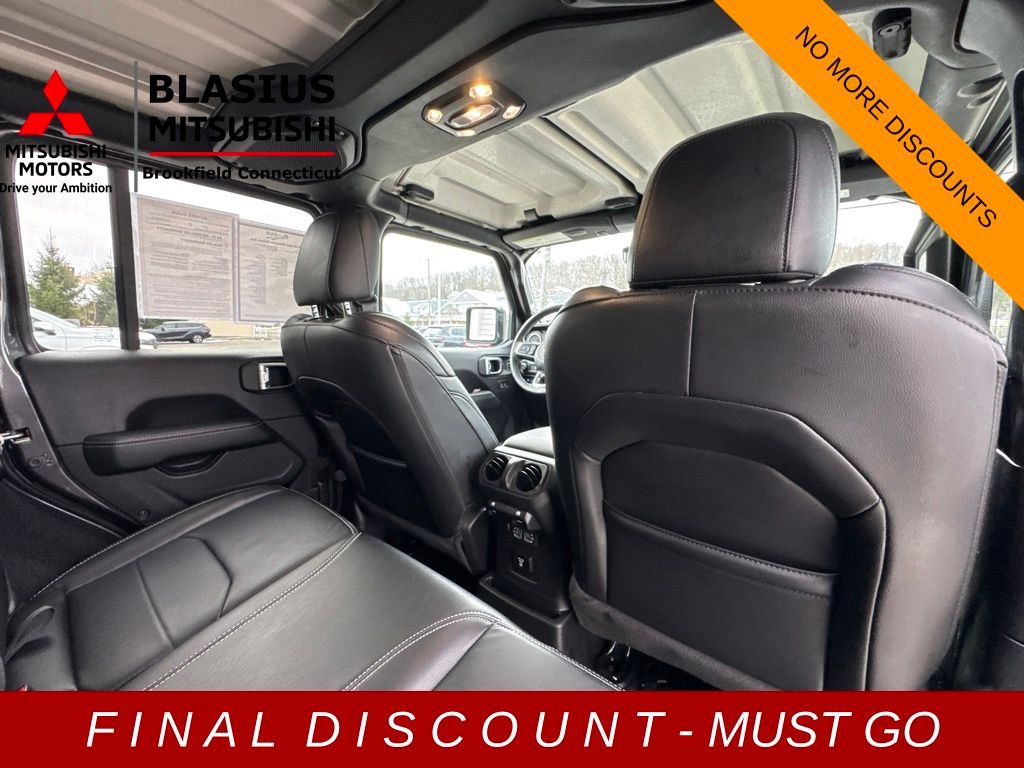 Used 2023 Jeep Wrangler Unlimited Sahara w/ Cold Weather Group image 24