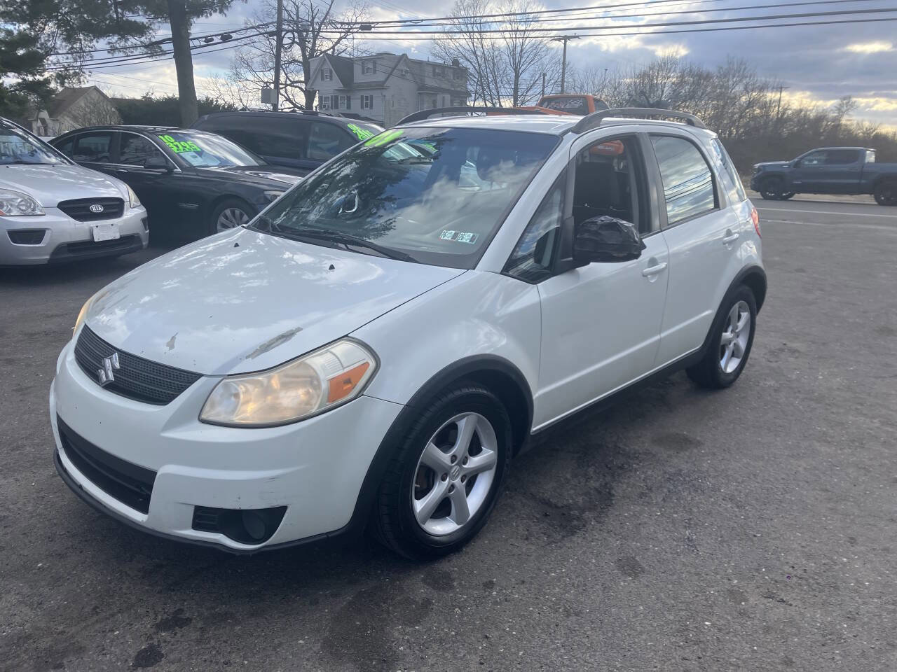 Used 2009 Suzuki SX4 Base AWD Crossover 4dr 4A image 3
