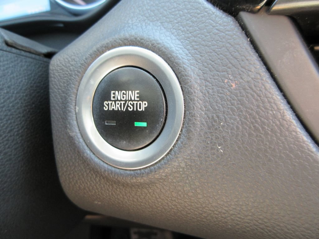 Certified 2020 Buick Envision Essence FWD image 26