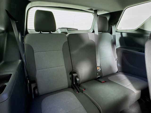 Used 2021 Chevrolet Traverse LT image 27