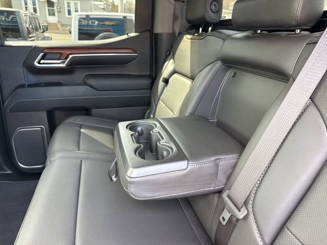 Used 2023 GMC Sierra 1500 Denali w/ Denali Reserve Package AWD/4WD image 16