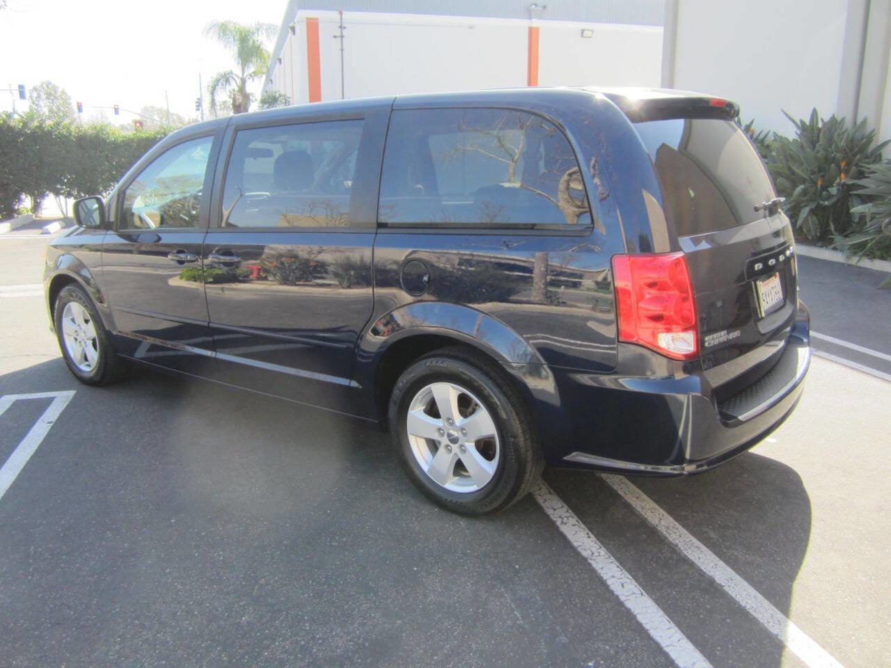 Used 2013 Dodge Grand Caravan SE image 5