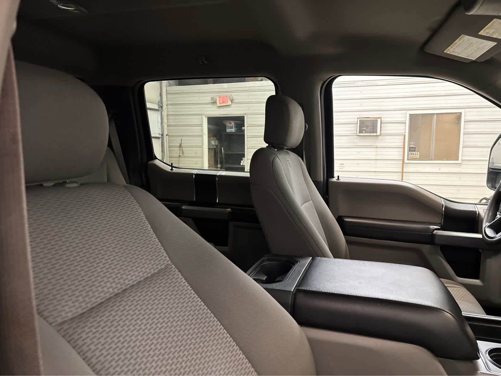 Used 2018 Ford F350 XLT w/ XLT Value Package AWD/4WD image 26