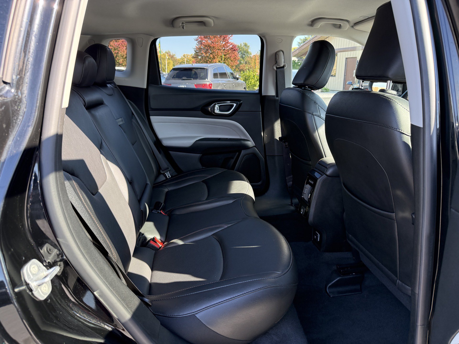 Used 2022 Jeep Compass Limited AWD/4WD image 26