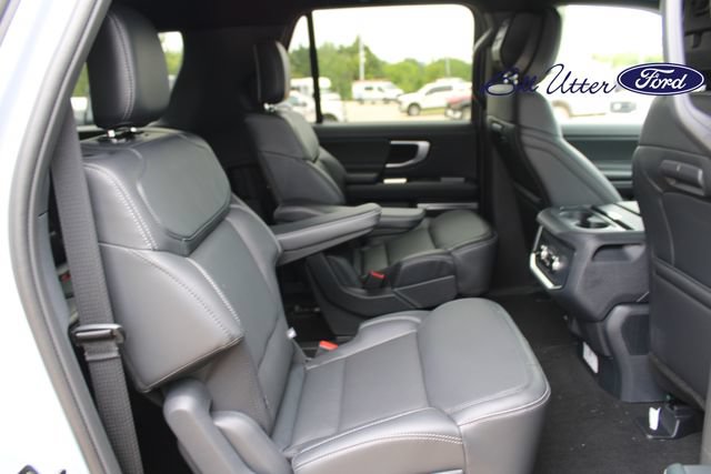 New 2026 Ford Expedition Max Platinum w/ Stealth Appearance Package AWD/4WD image 9