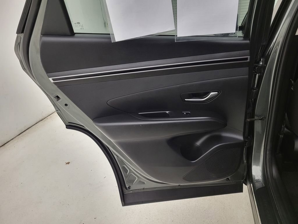 Used 2023 Hyundai Tucson SEL image 39