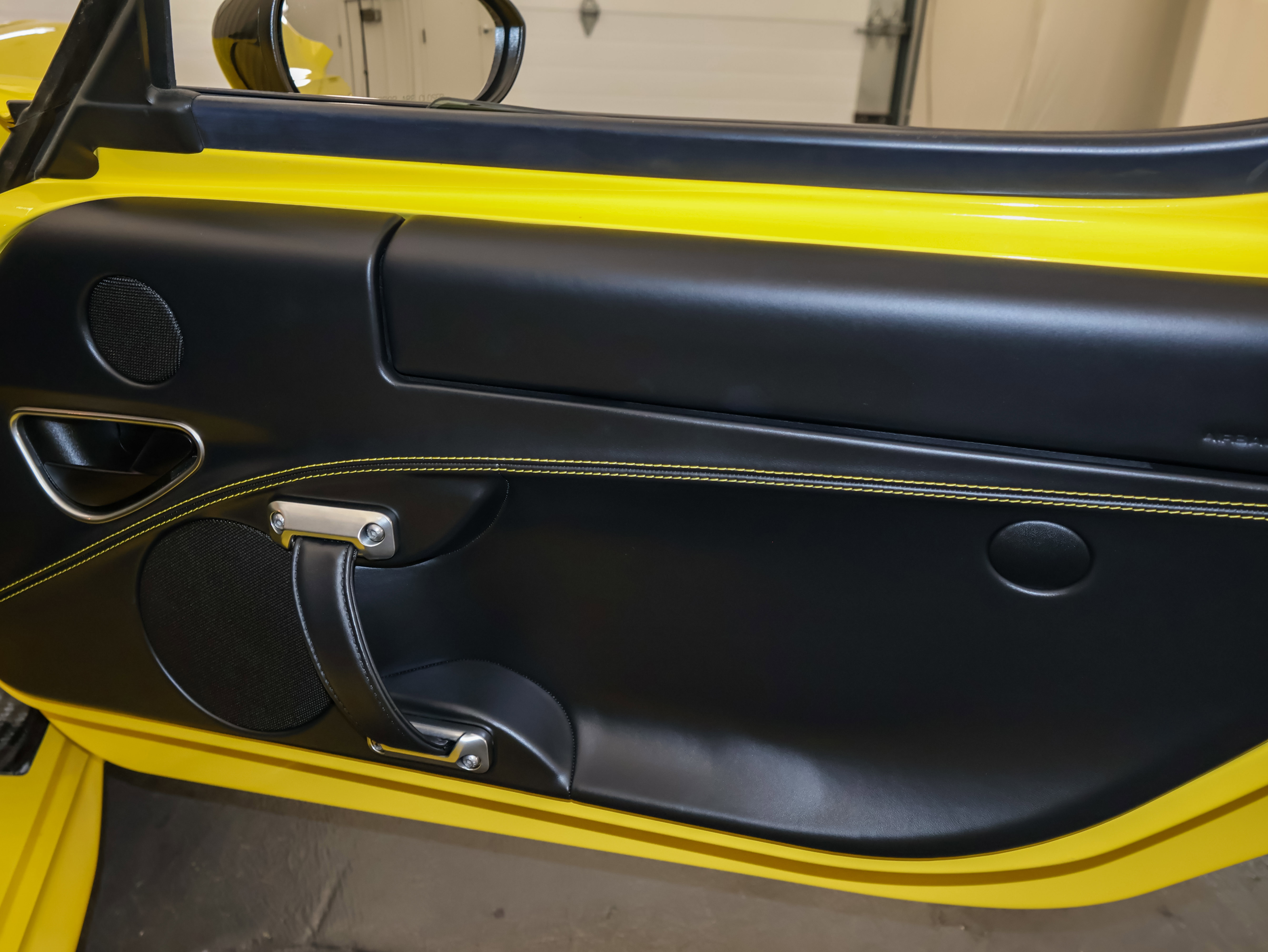 Used 2015 Alfa Romeo 4C Spider w/ Spider Track Package 2 image 41