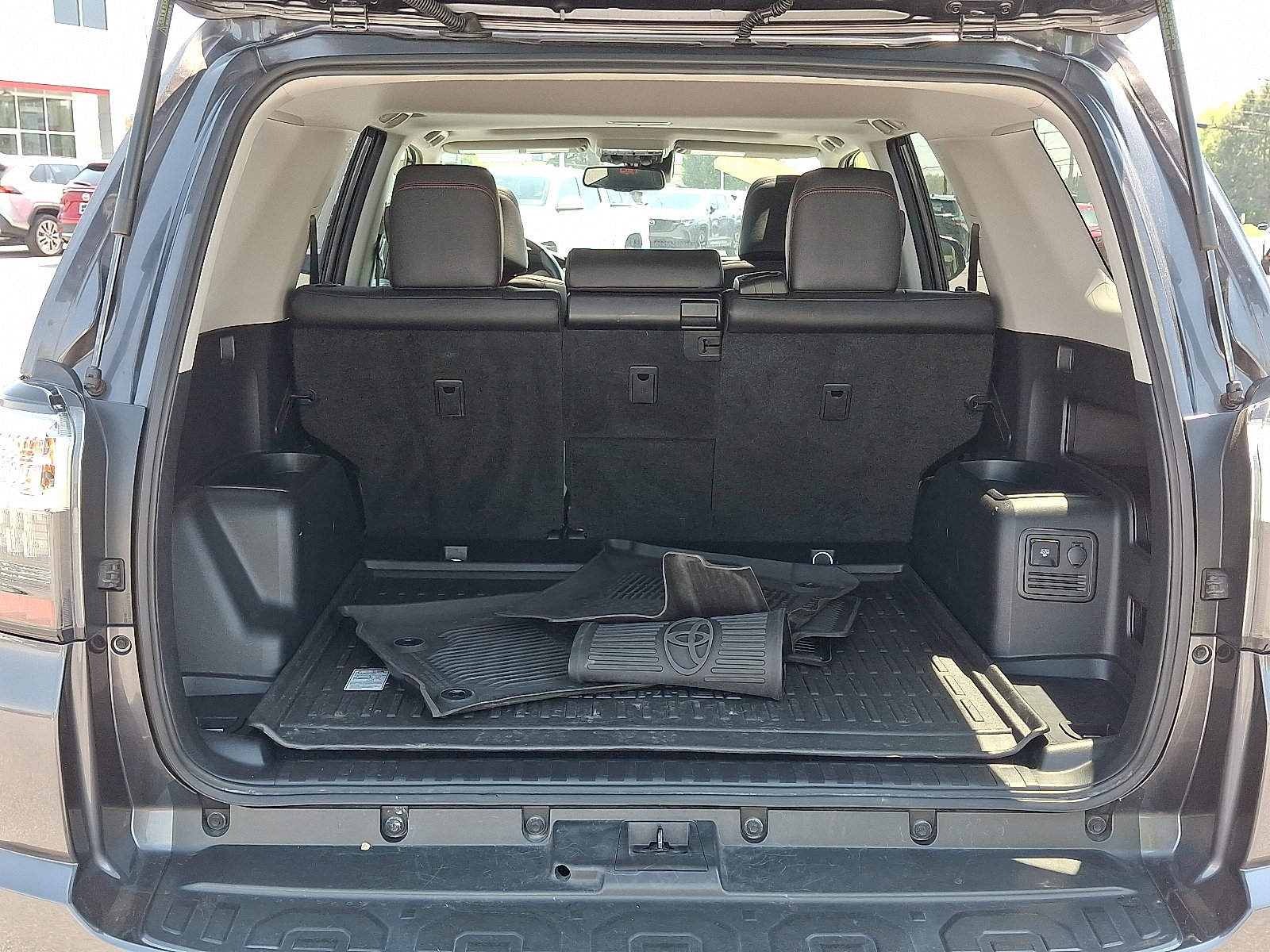 Certified 2023 Toyota 4Runner TRD Off-Road Premium w/ Off Road Premium Plus Package AWD/4WD image 29