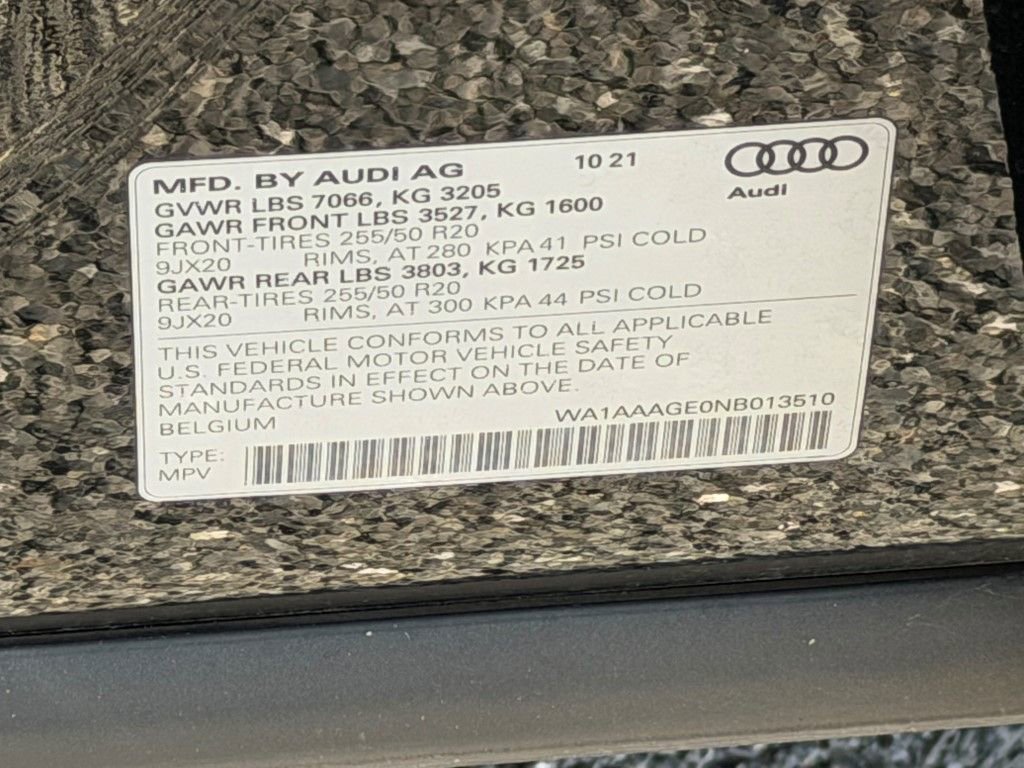 Certified 2022 Audi e-tron Premium w/ Convenience Plus Package image 40