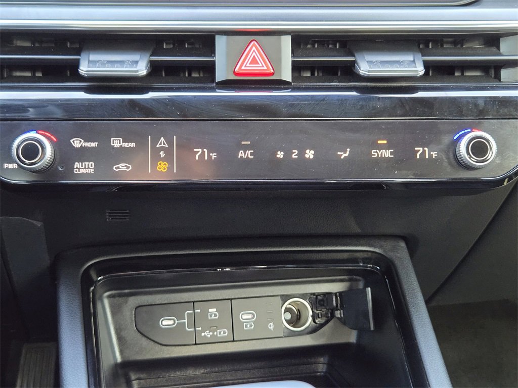 Certified 2025 Kia K5 GT-Line w/ GT-Line Premium Package image 18