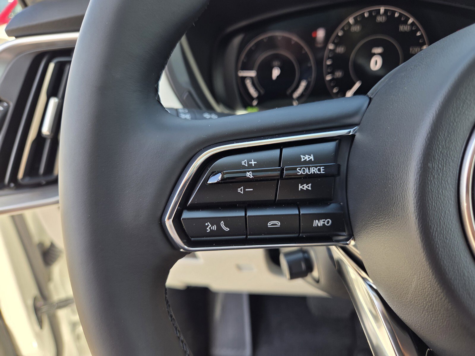 New 2026 MAZDA CX-90 Plug-In Hybrid w/ Premium Plus image 31