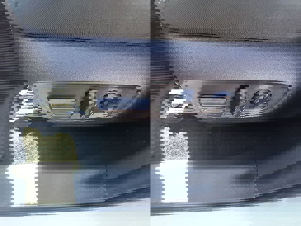 Used 2024 Toyota RAV4 XLE image 12