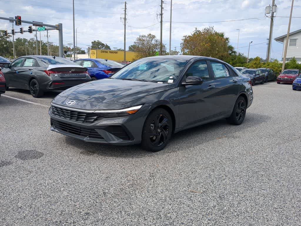 New 2026 Hyundai Elantra Sport FWD image 2