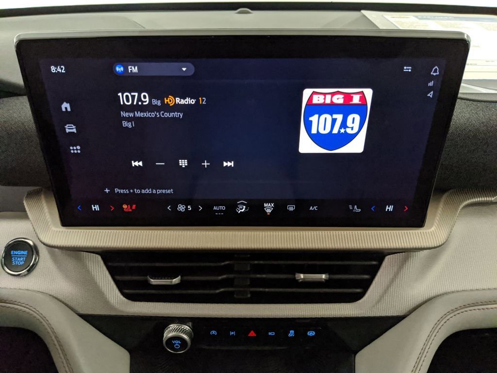 New 2025 Ford Explorer Active w/ Active Comfort Package image 14