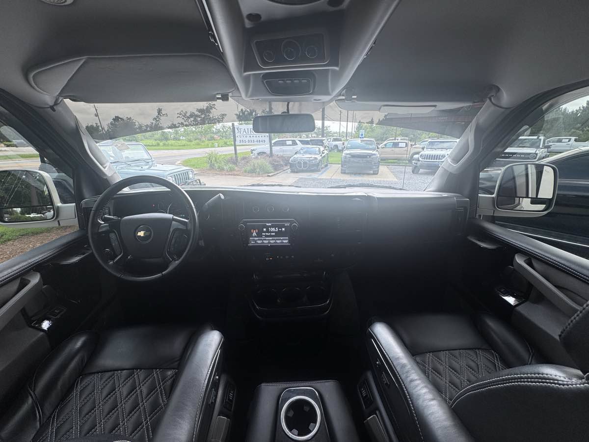 Used 2022 Chevrolet Express 2500 Extended w/ Enhanced Convenience Package RWD image 14