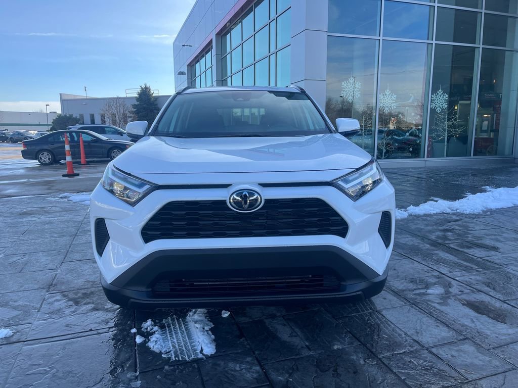 New 2025 Toyota RAV4 XLE image 8