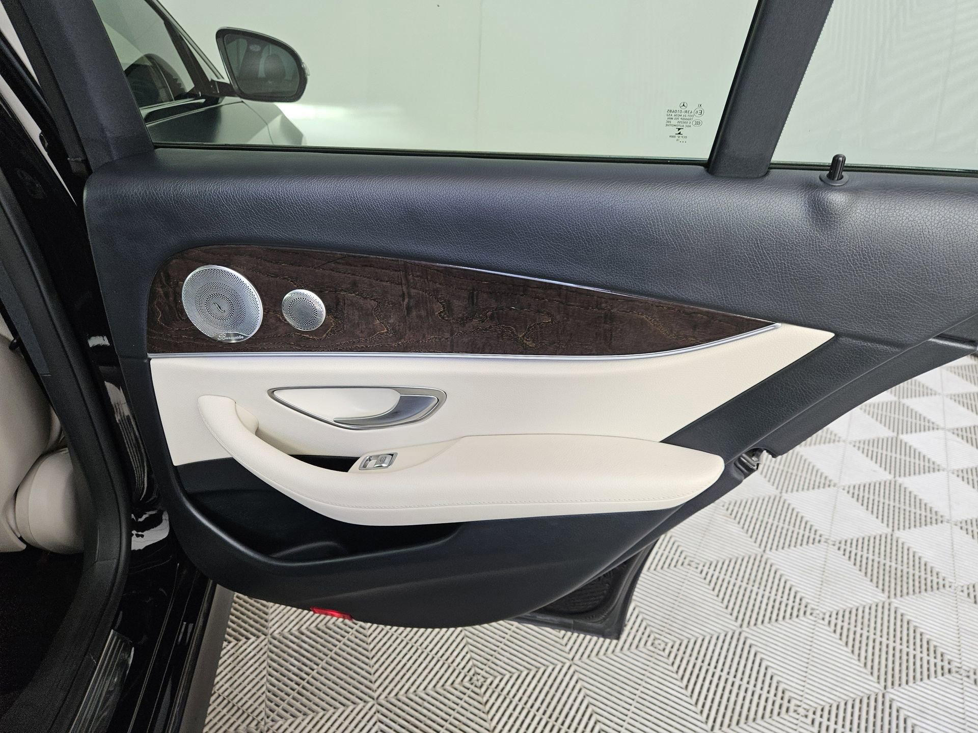 Used 2019 Mercedes-Benz E 450 4MATIC Wagon image 42