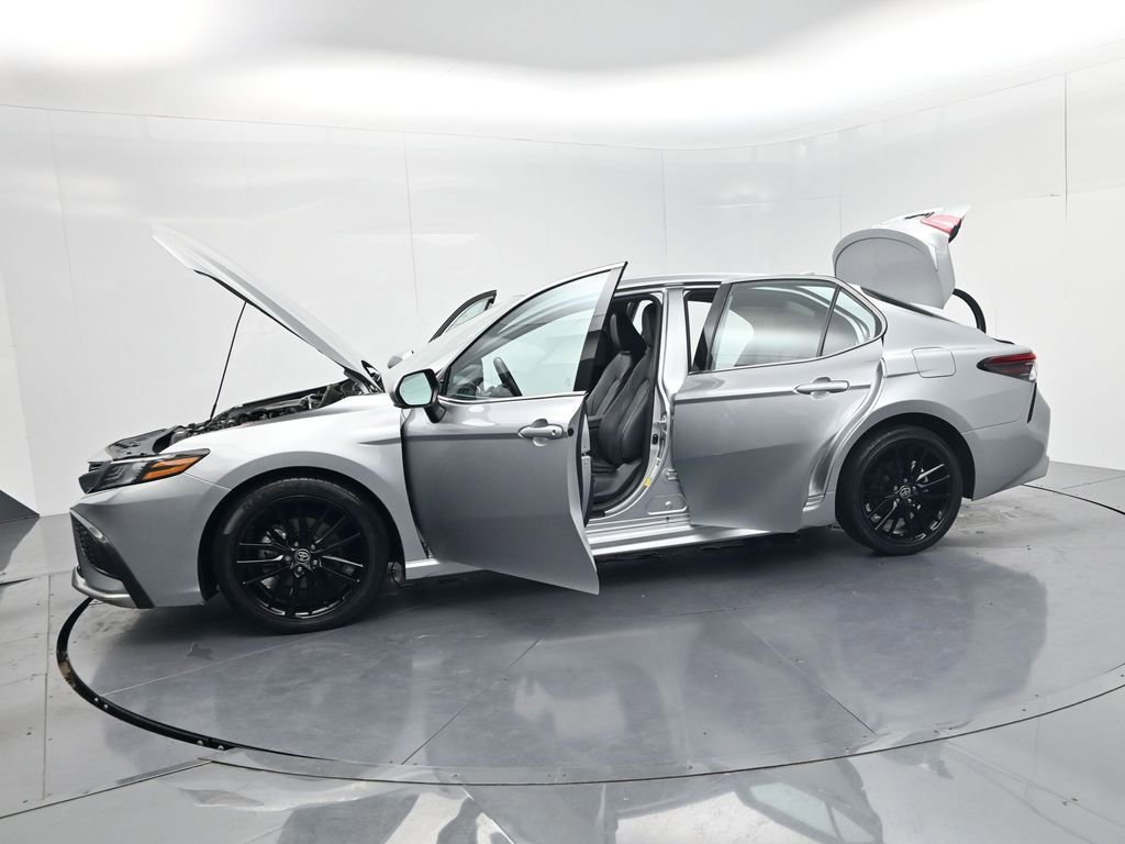 Used 2021 Toyota Camry XSE FWD image 64
