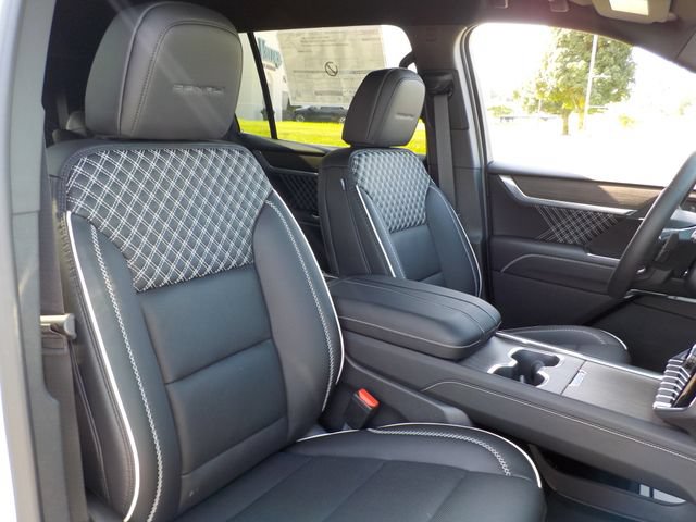 New 2026 GMC Acadia Denali w/ Super Cruise Package AWD/4WD image 31