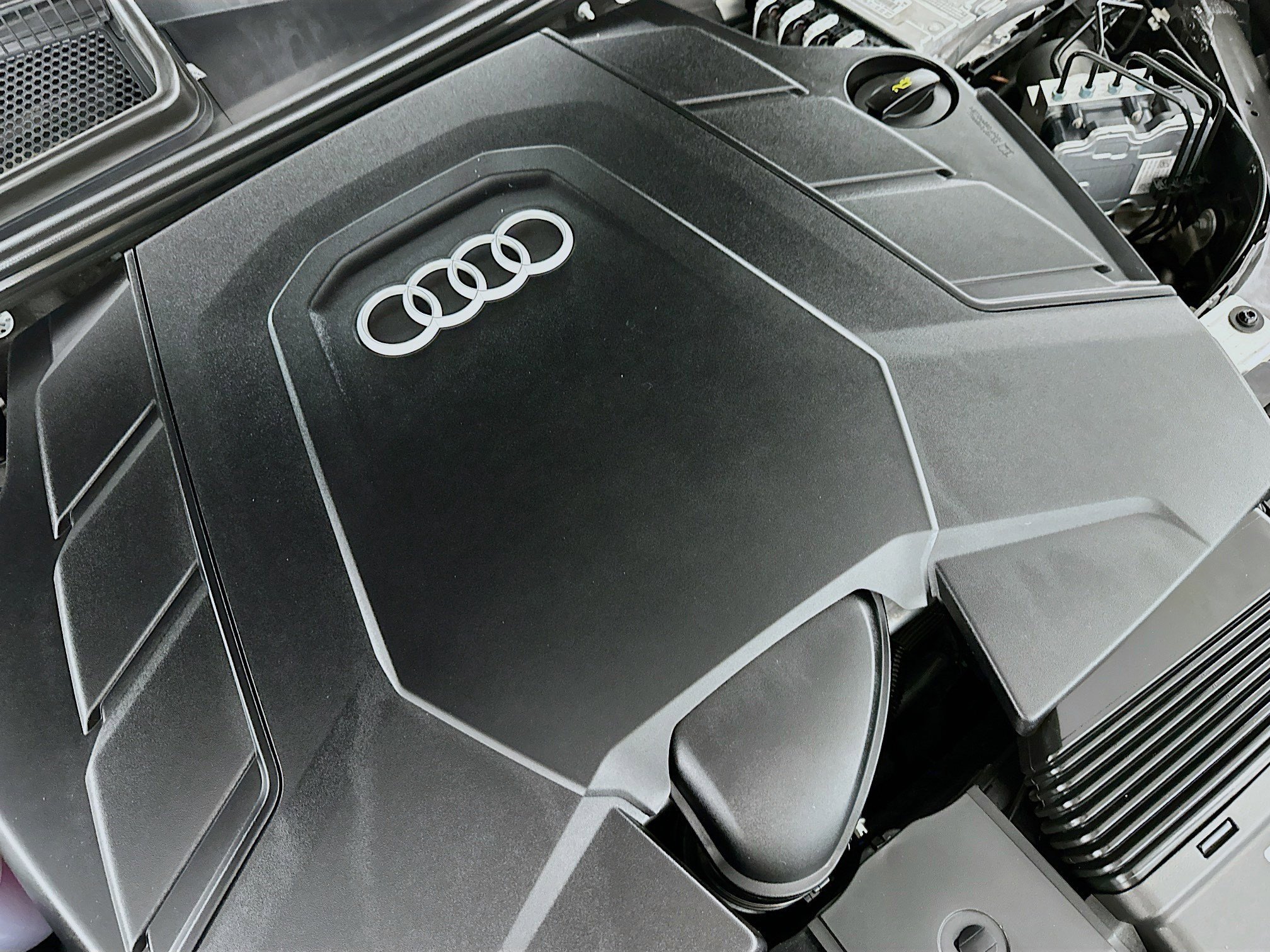 Used 2025 Audi Q7 3.0T Prestige w/ Prestige Package AWD/4WD image 36