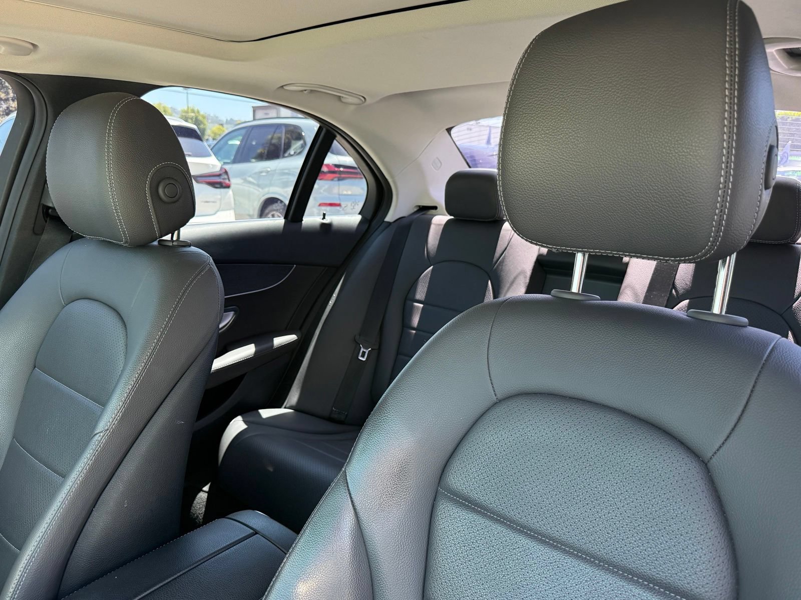 Used 2019 Mercedes-Benz C 300 Sedan w/ Premium Package image 28