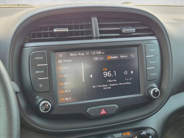 Used 2023 Kia Soul LX FWD image 12