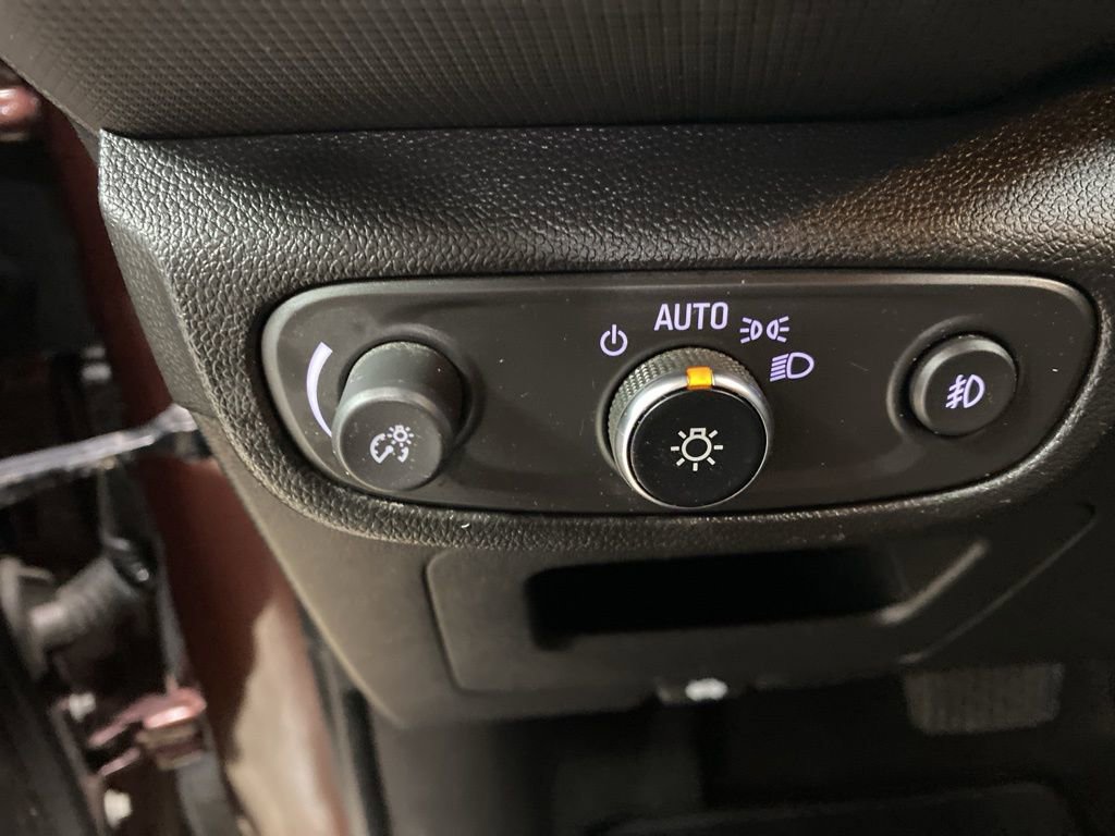 Used 2023 Chevrolet TrailBlazer LT image 30