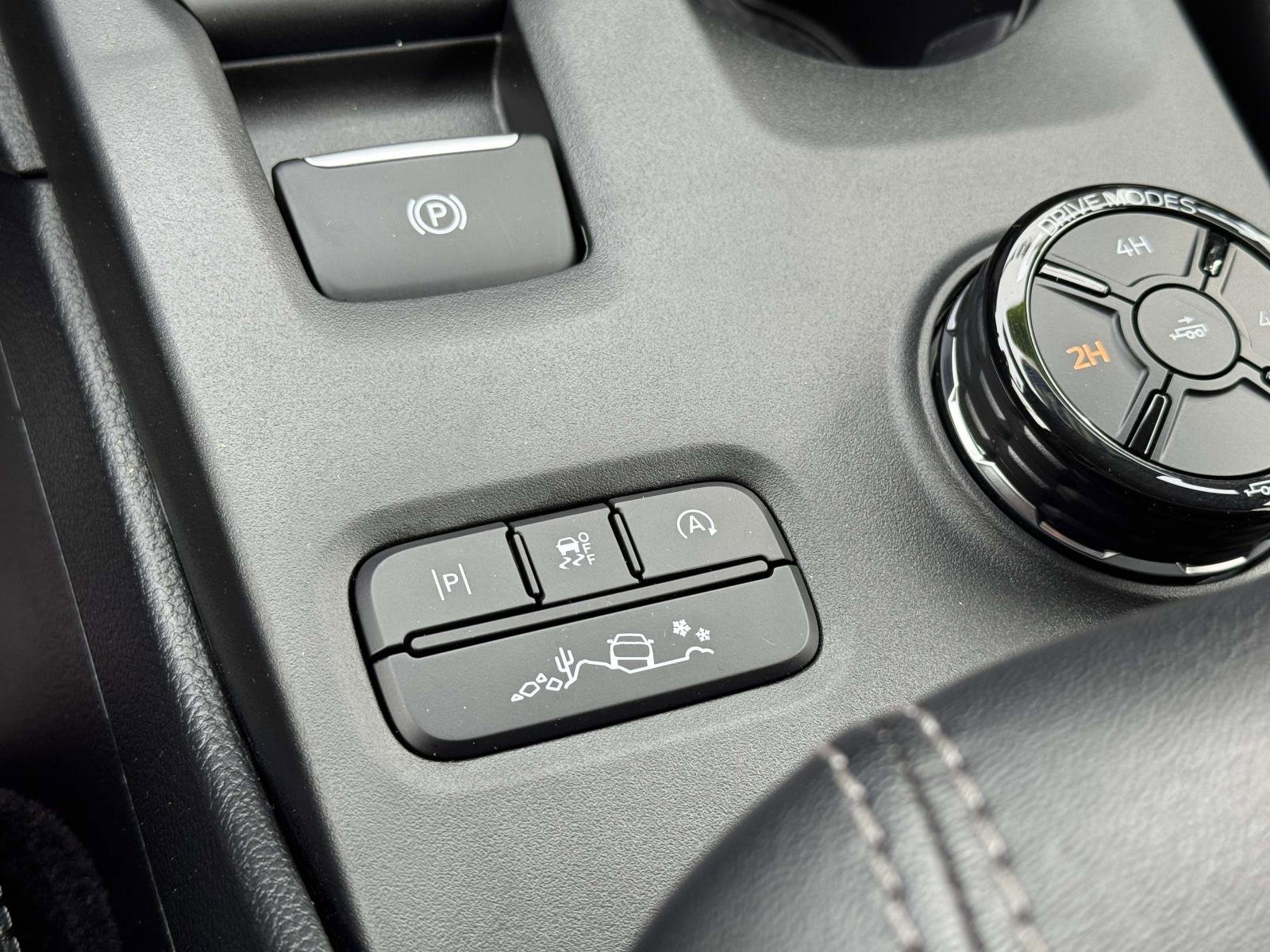 Used 2024 Ford Ranger Lariat w/ FX4 Off-Road Package image 30