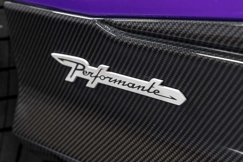 Used 2024 Lamborghini Urus Performante AWD/4WD image 59