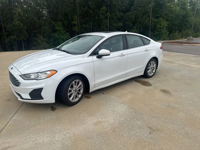 Used 2020 Ford Fusion SE FWD image 3