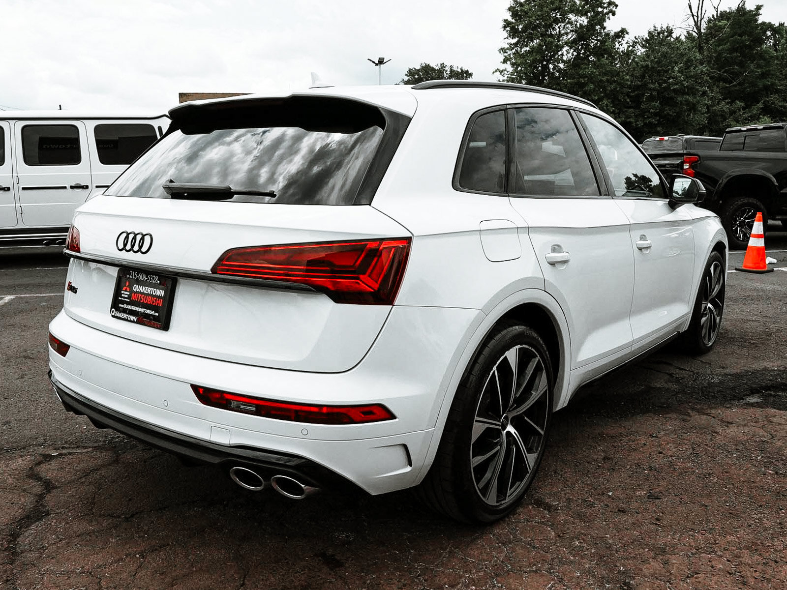 Used 2023 Audi SQ5 Premium Plus w/ Premium Plus Package AWD/4WD image 6