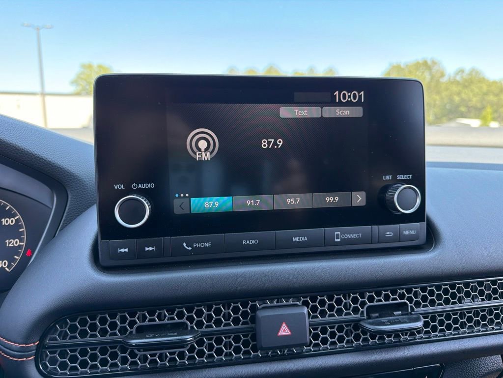 Certified 2025 Honda HR-V Sport image 10
