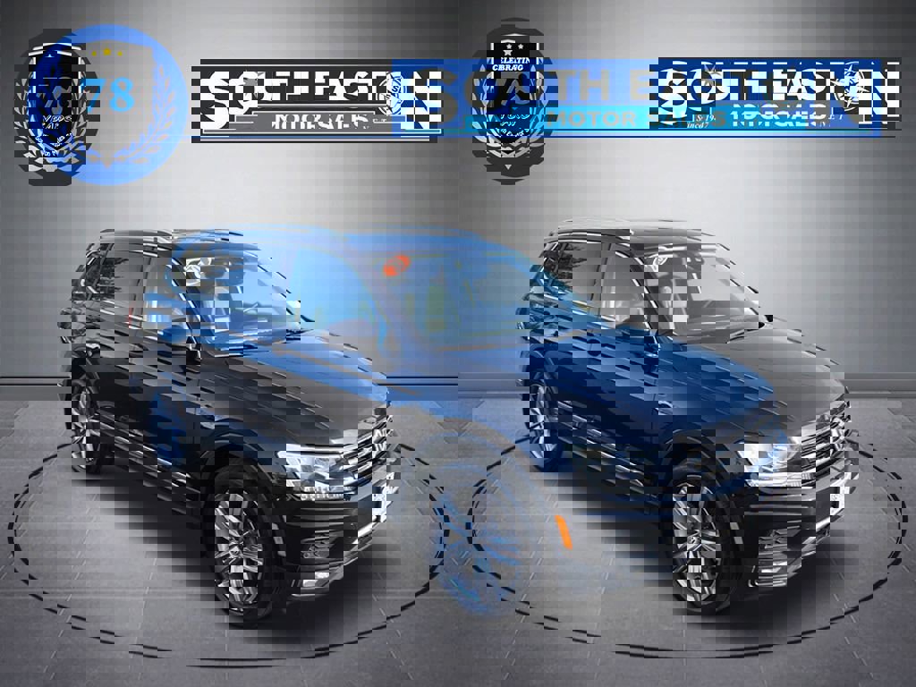 Used 2020 Volkswagen Tiguan SEL image 2