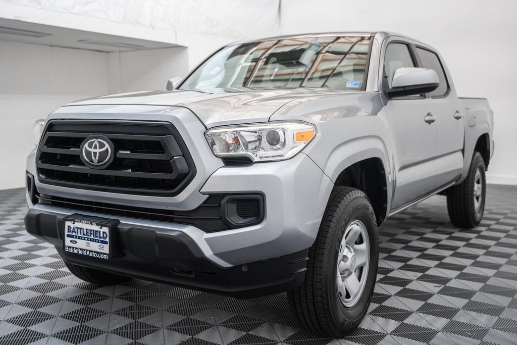 Certified 2021 Toyota Tacoma SR AWD/4WD image 3