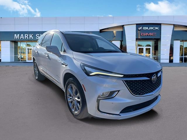 Used 2022 Buick Enclave Avenir image 4