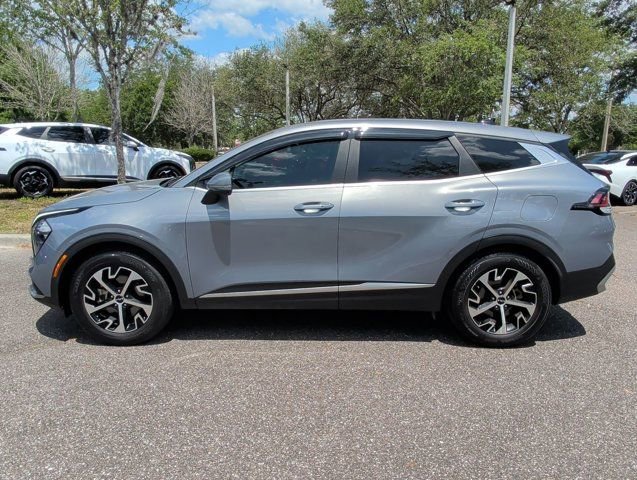 Used 2023 Kia Sportage EX FWD image 5