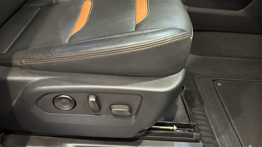 Used 2022 GMC Sierra 1500 AT4 w/ AT4 Premium Package image 13