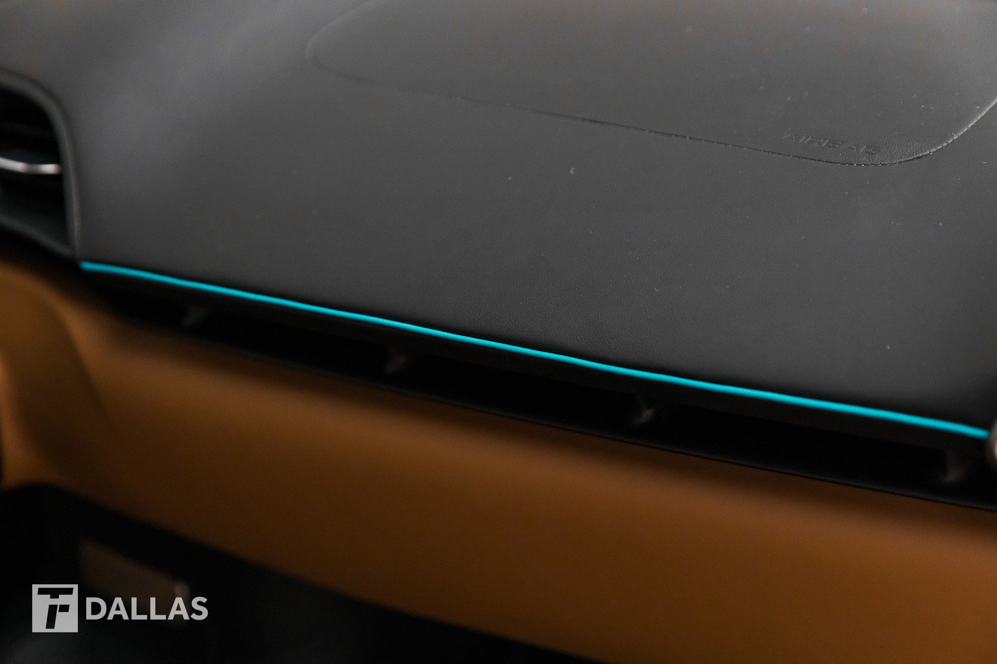 Used 2023 McLaren Artura image 32