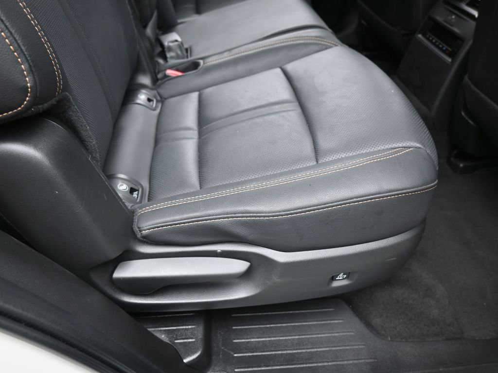 Used 2025 MAZDA CX-90 Plug-In Hybrid w/ Preferred image 39