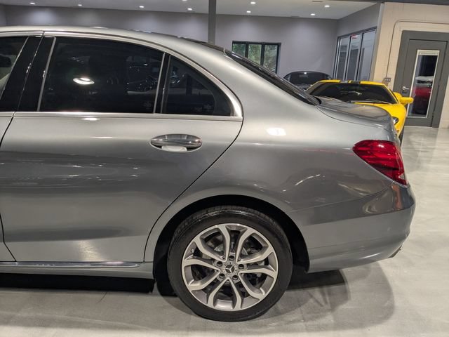 Used 2017 Mercedes-Benz C 300 4MATIC Sedan image 5