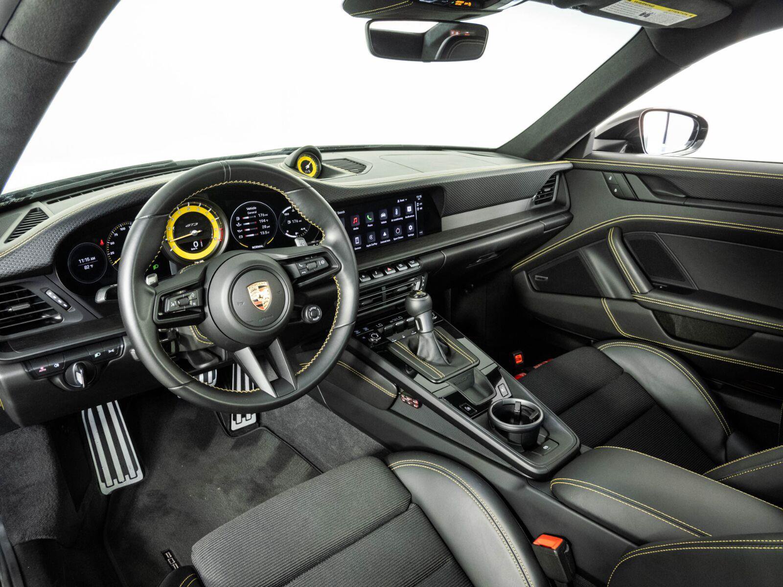 Used 2024 Porsche 911 GT3 RWD image 4