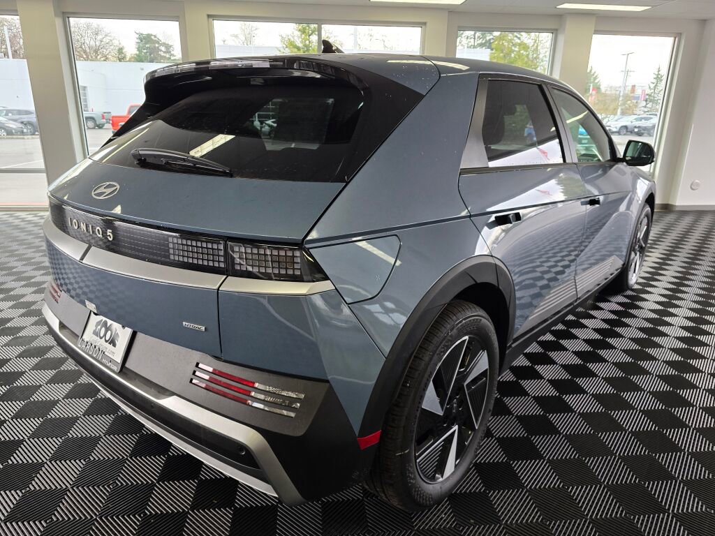 New 2026 Hyundai Ioniq 5 SE image 4
