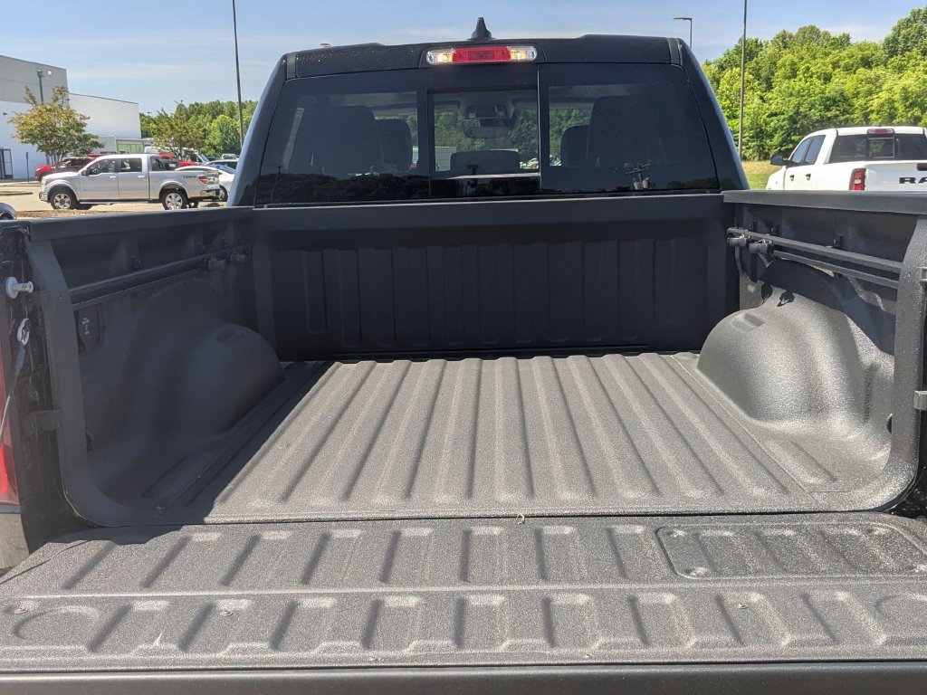 New 2026 RAM 1500 Laramie AWD/4WD image 30