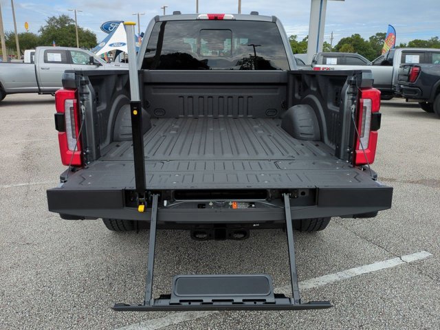 New 2026 Ford F350 4x4 Crew Cab Super Duty image 13