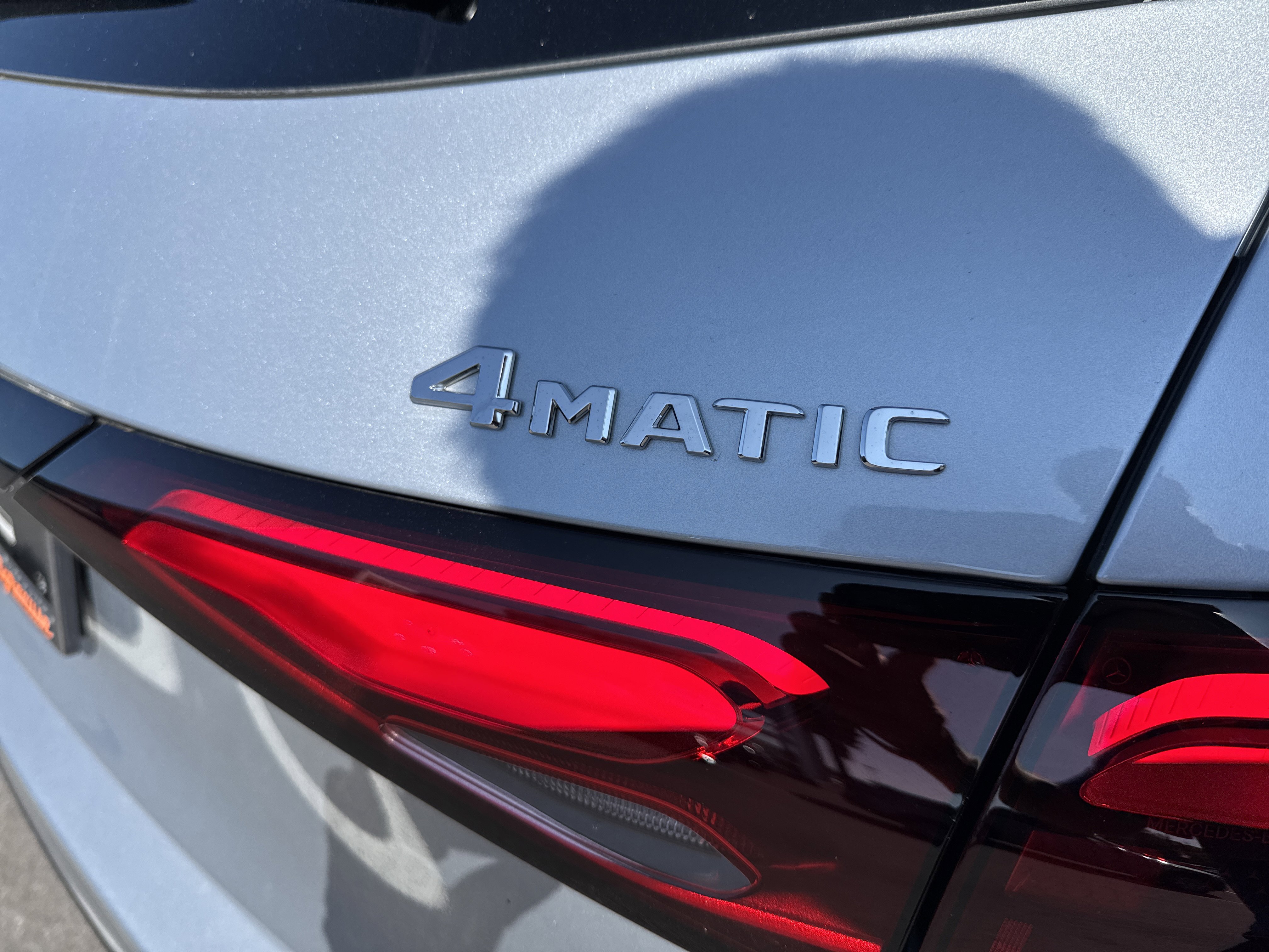 Used 2025 Mercedes-Benz GLC 300 4MATIC image 8