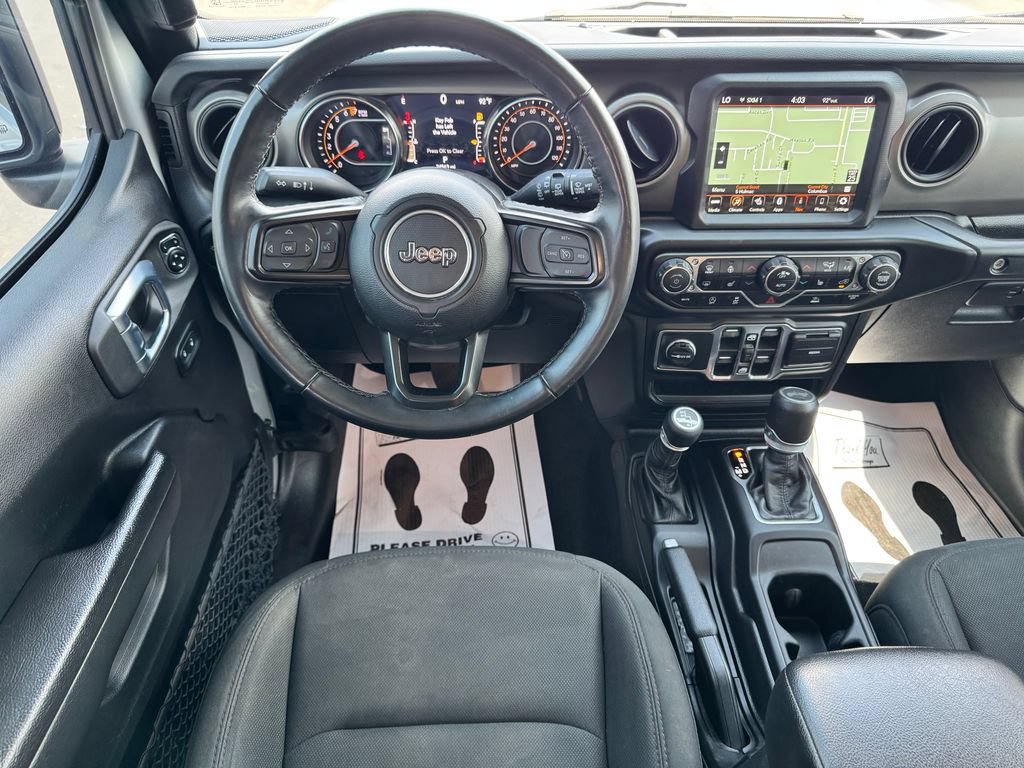 Used 2023 Jeep Wrangler Willys AWD/4WD image 15