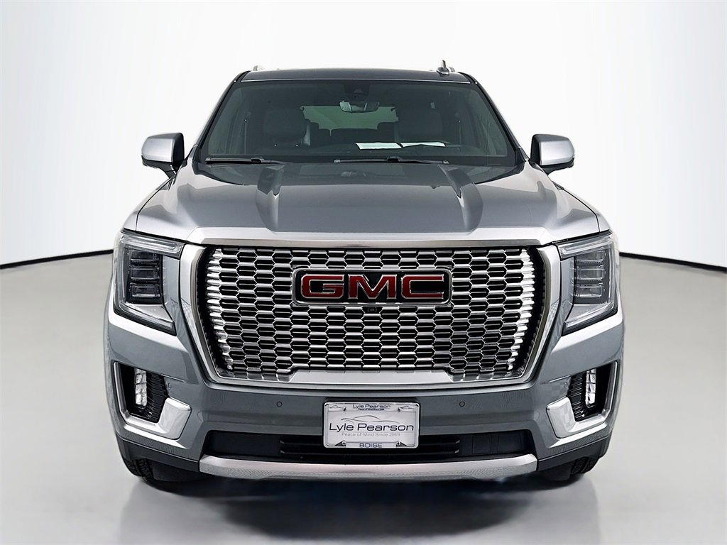 Used 2021 GMC Yukon Denali w/ Denali Premium Package image 6