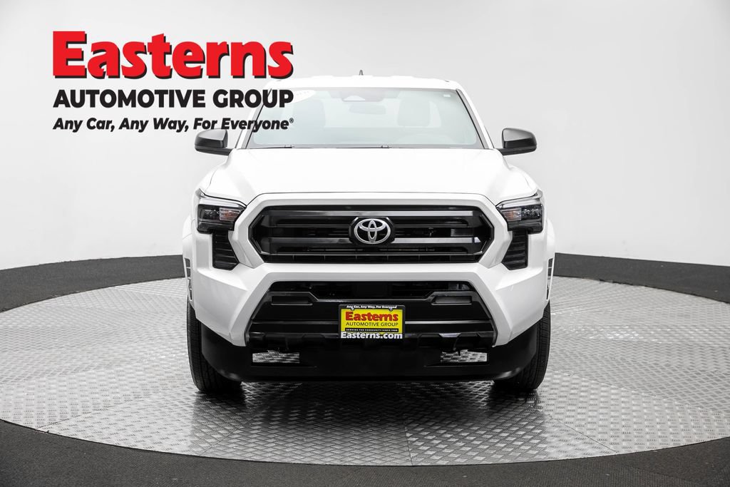 Used 2025 Toyota Tacoma SR RWD image 2