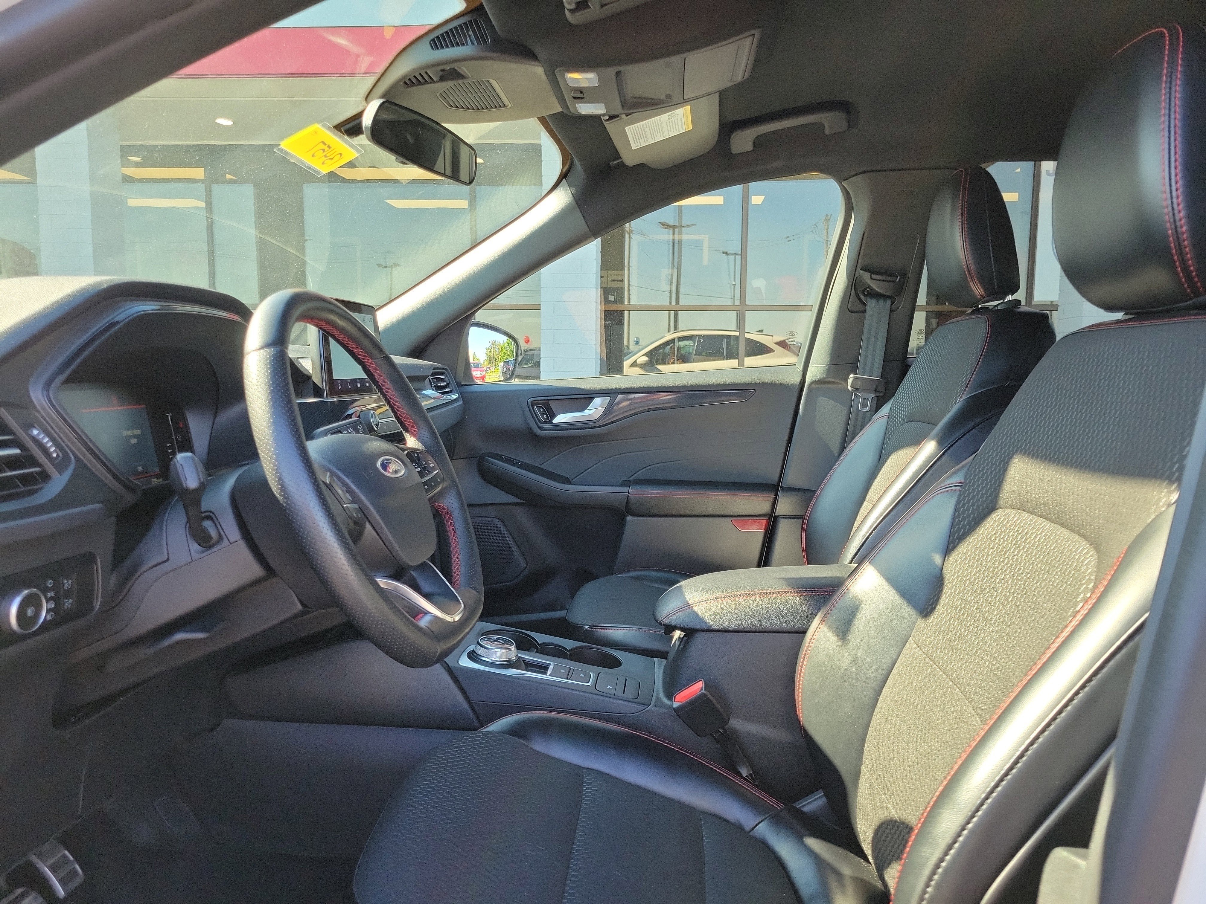 Used 2024 Ford Escape ST-Line Select AWD/4WD image 15